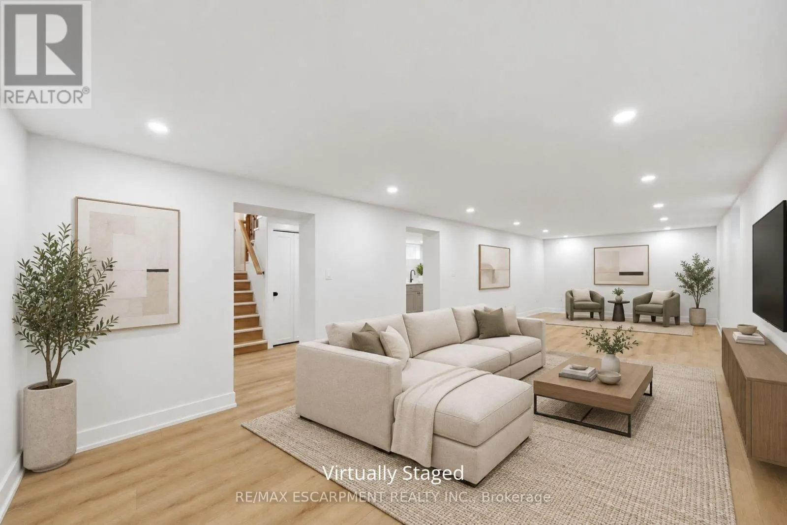 16 ELM AVENUE