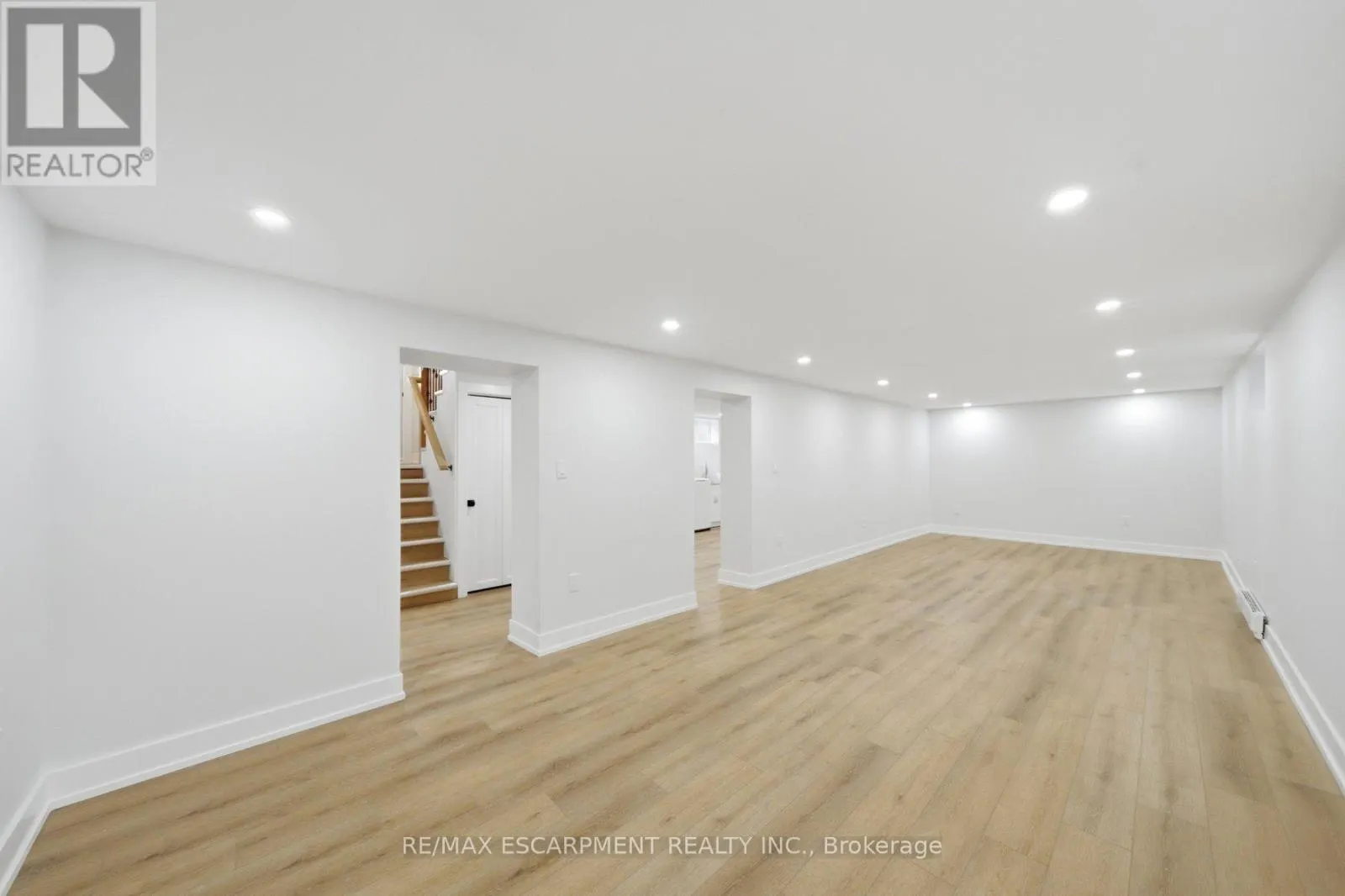 16 ELM AVENUE