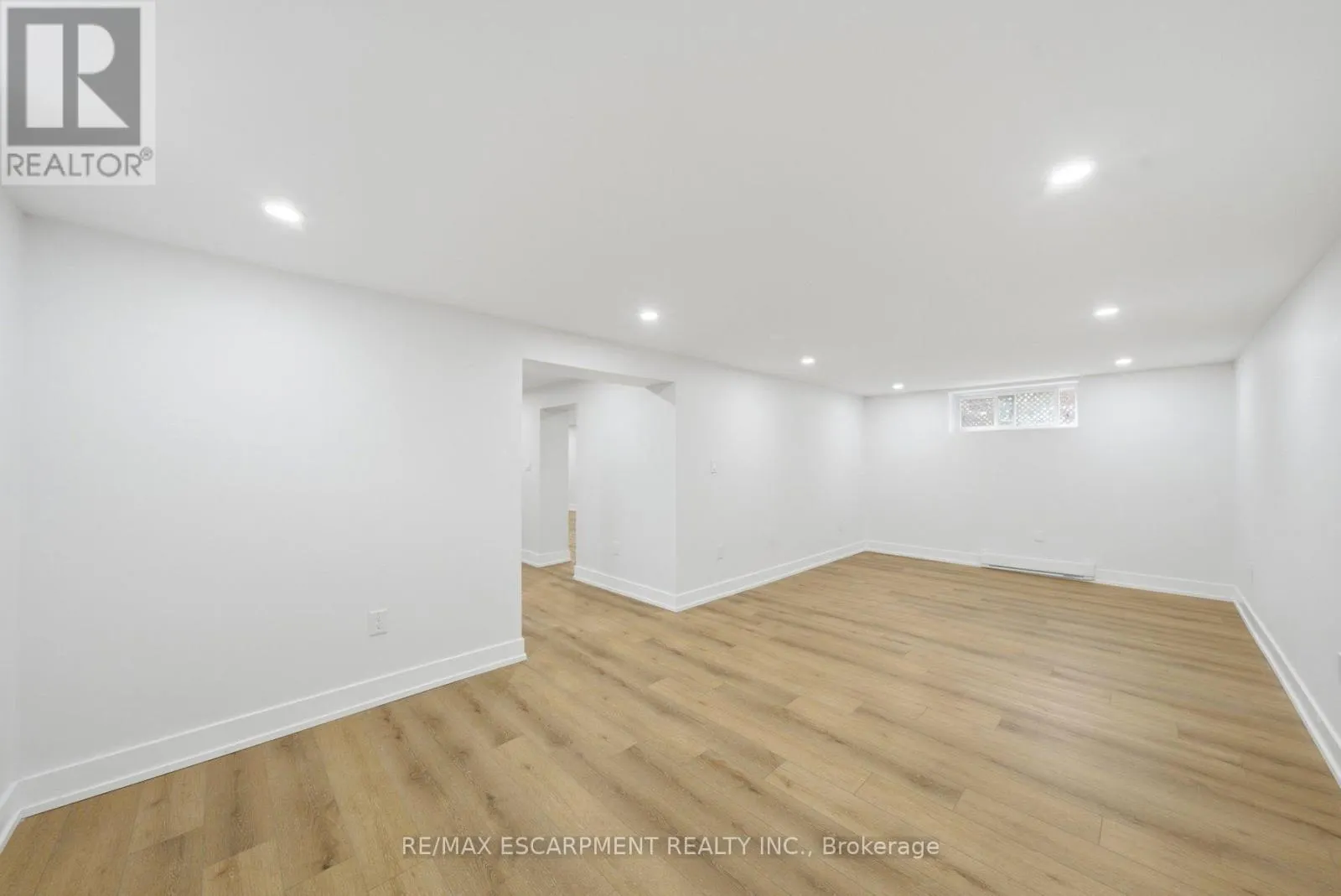 16 ELM AVENUE