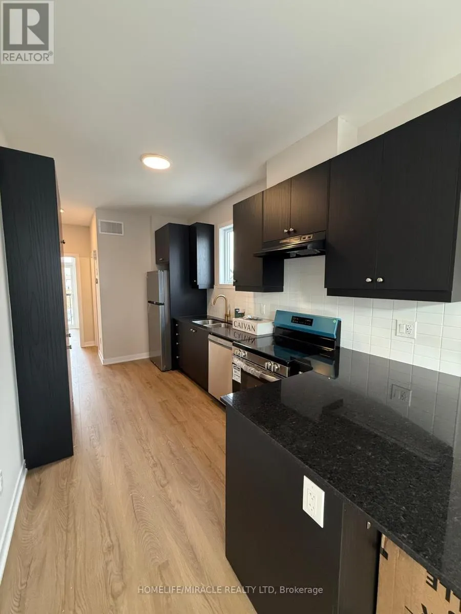302 STARGRASS PRIVATE