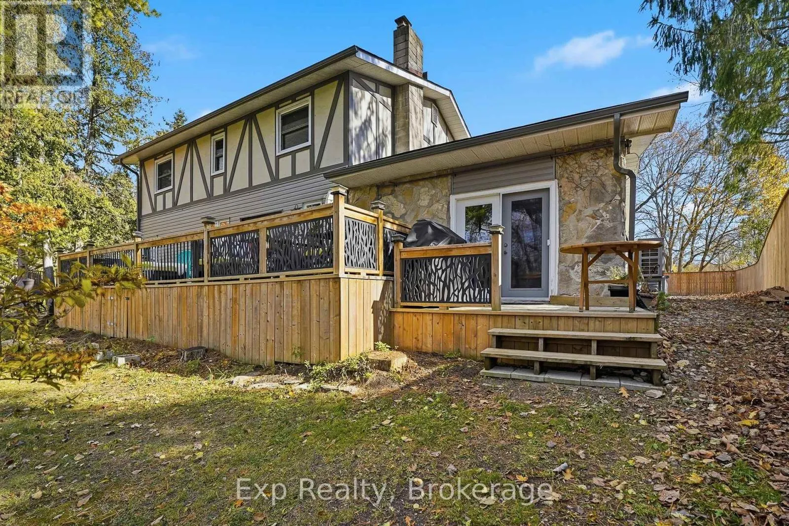 587 SCUTTLEHOLE ROAD