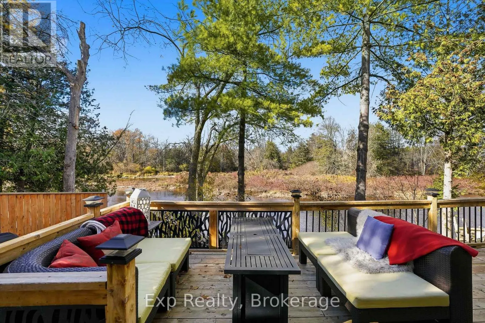 587 SCUTTLEHOLE ROAD