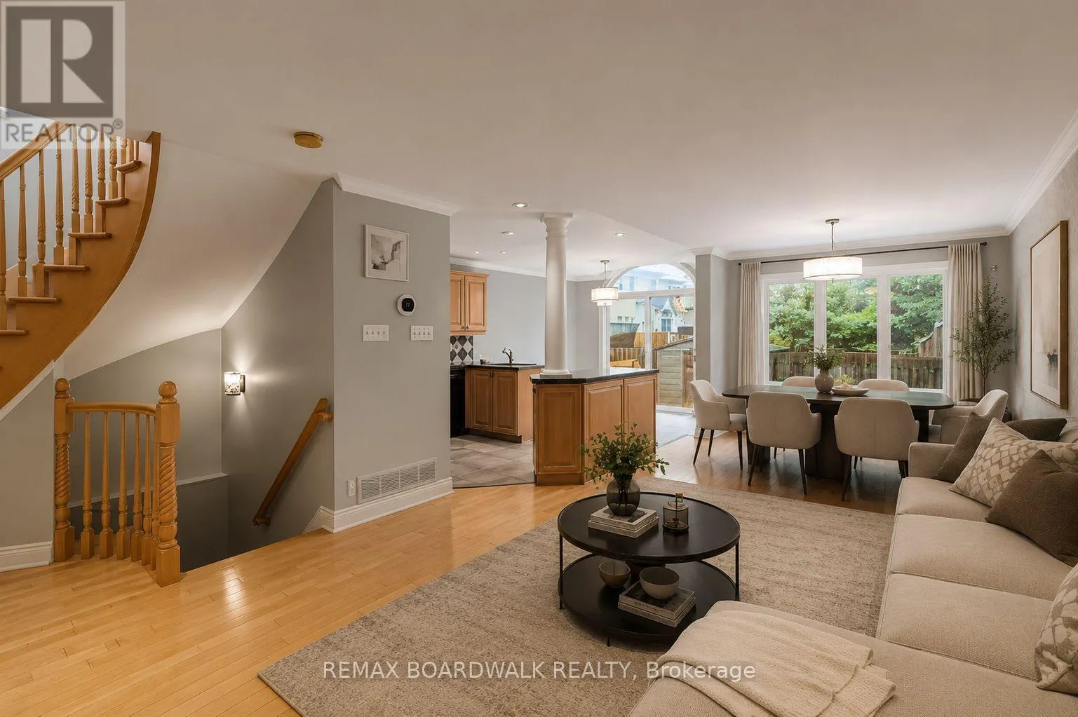 561 AQUAVIEW DRIVE