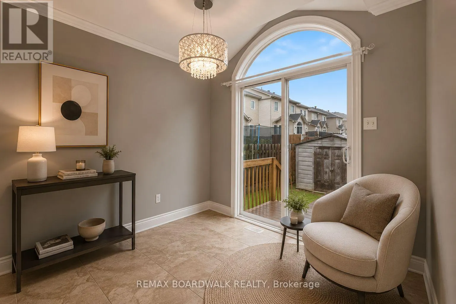 561 AQUAVIEW DRIVE