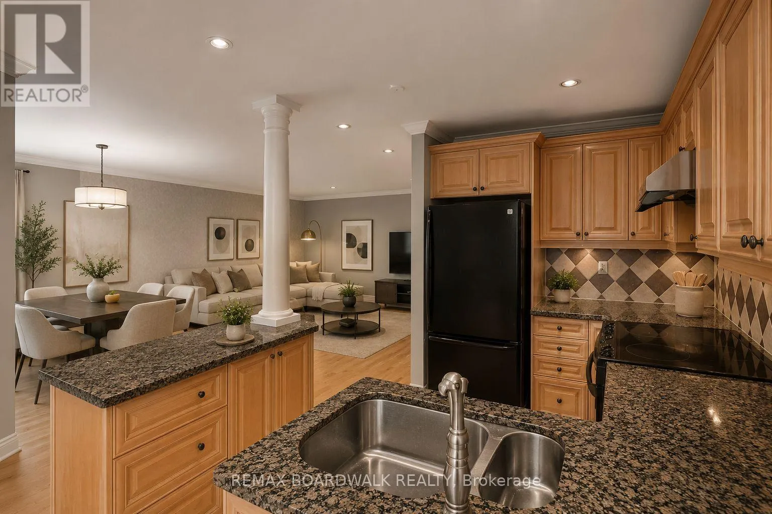 561 AQUAVIEW DRIVE