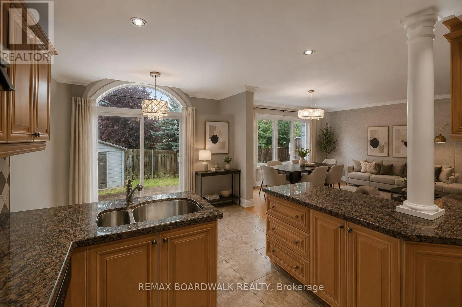 561 AQUAVIEW DRIVE