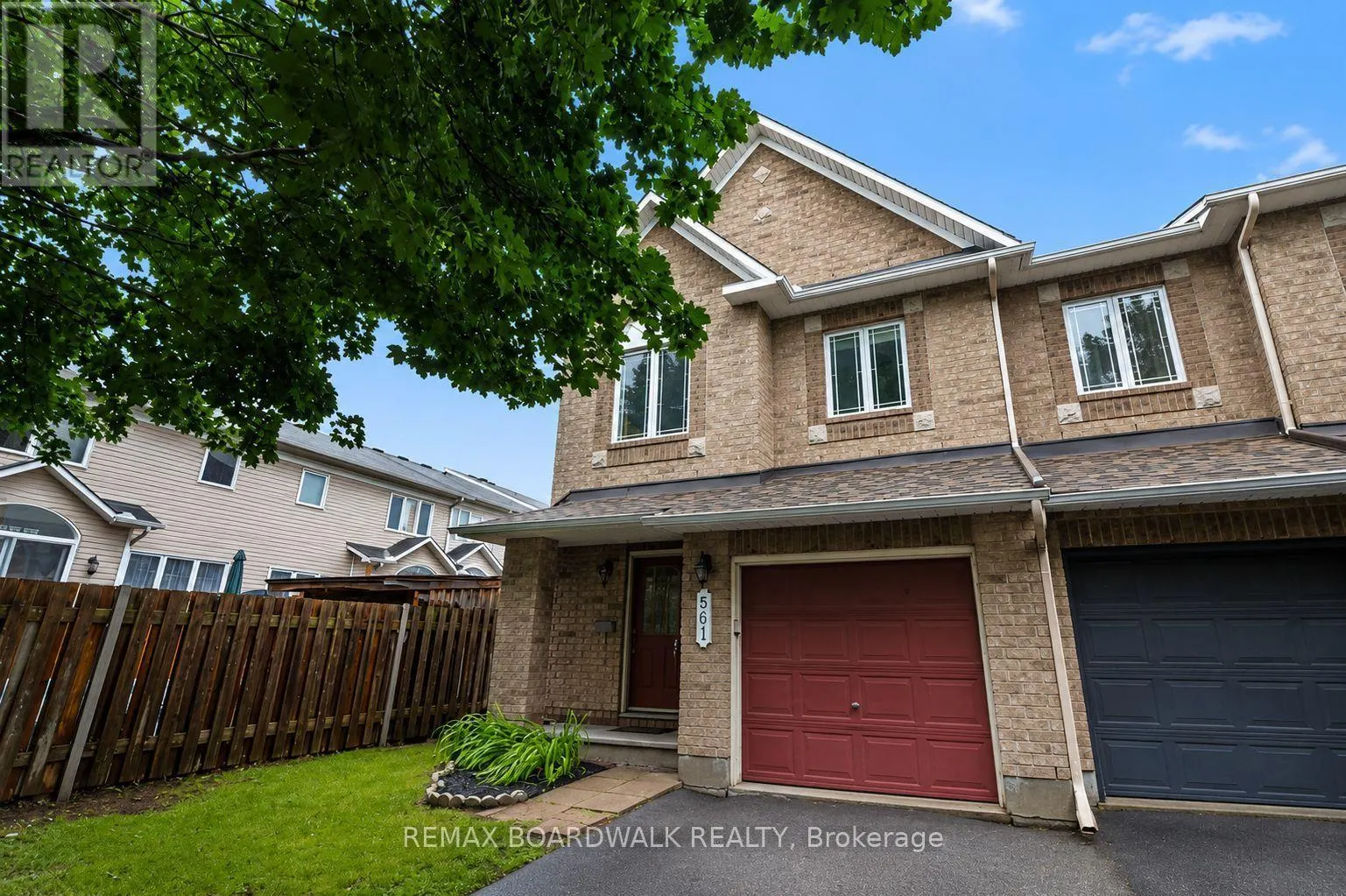 561 AQUAVIEW DRIVE