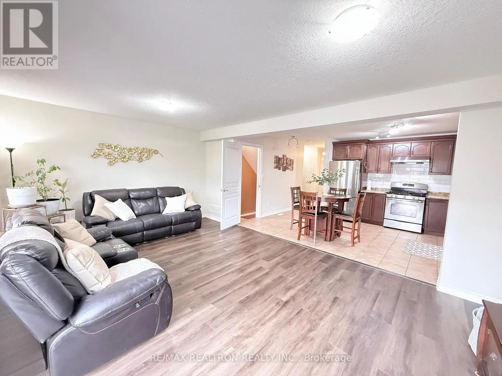 130 SIMMONDS DRIVE