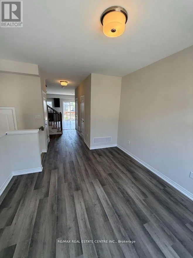155 - 660 COLBORNE STREET W
