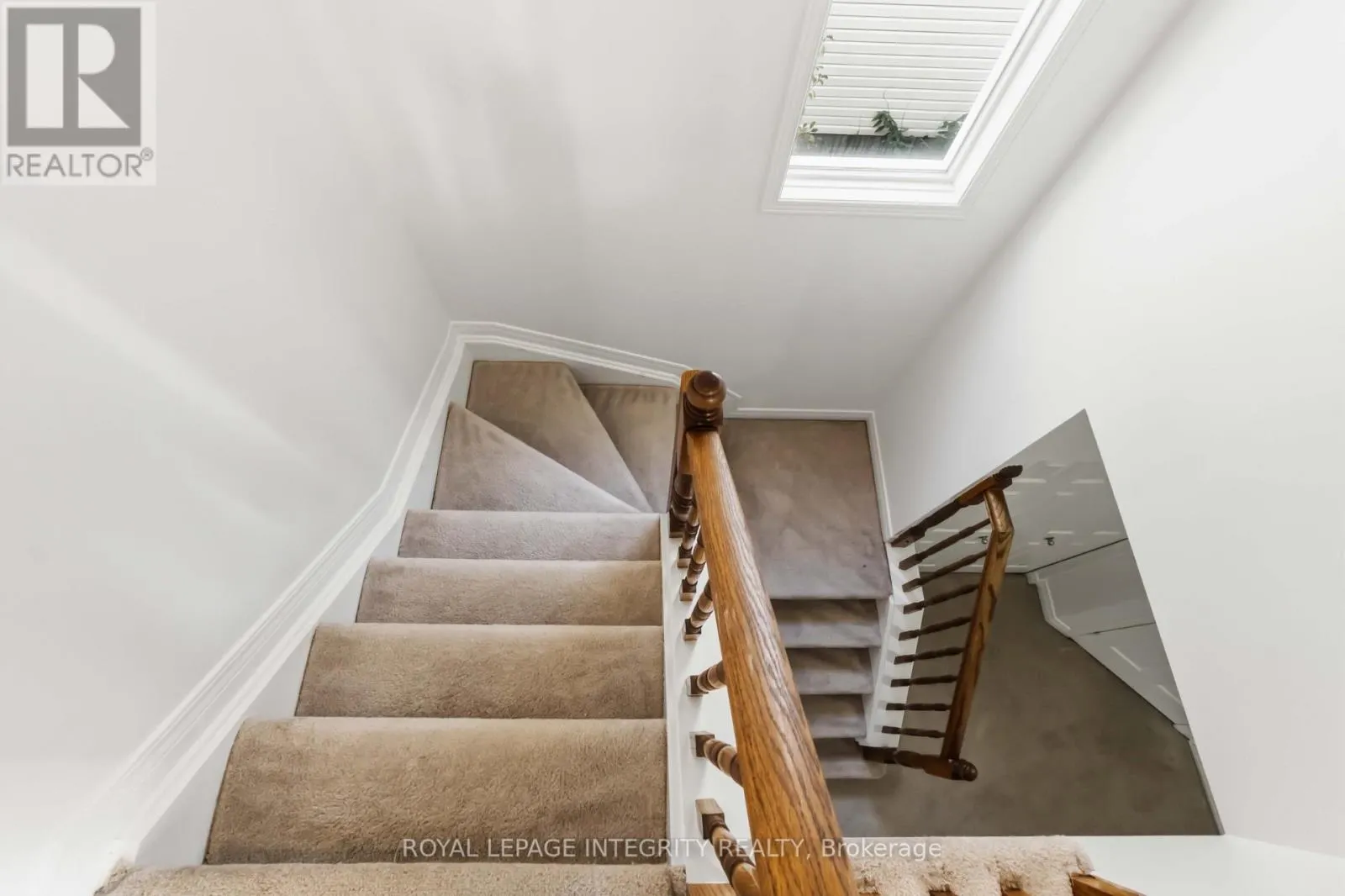 43 BURNTWOOD AVENUE