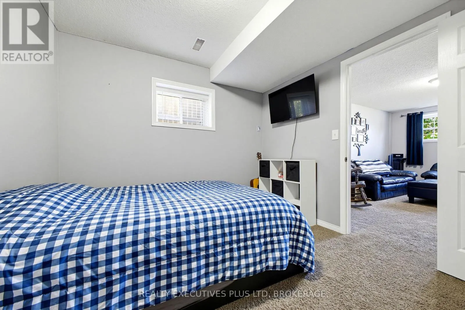 761 CRESCENT ROAD