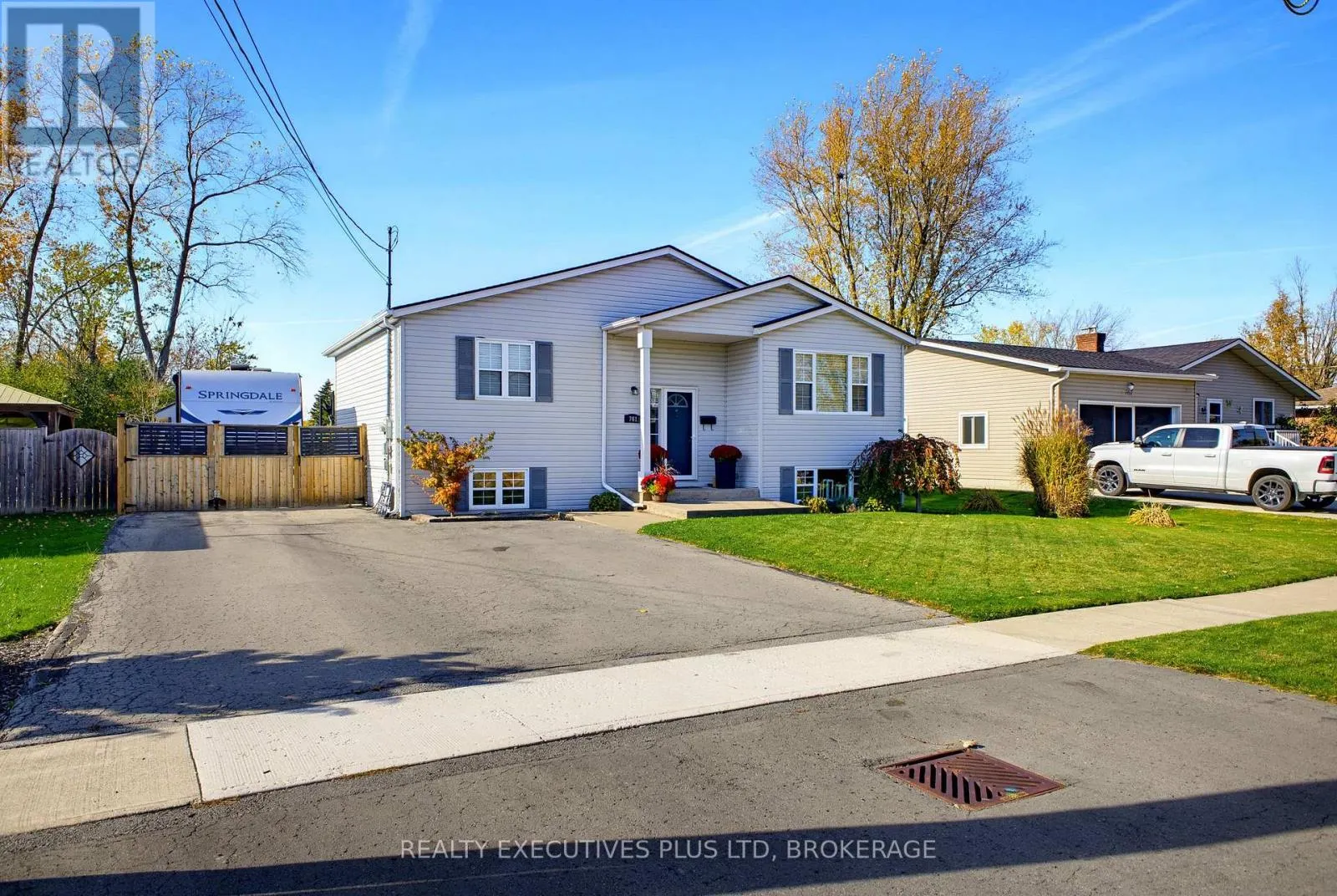 761 CRESCENT ROAD
