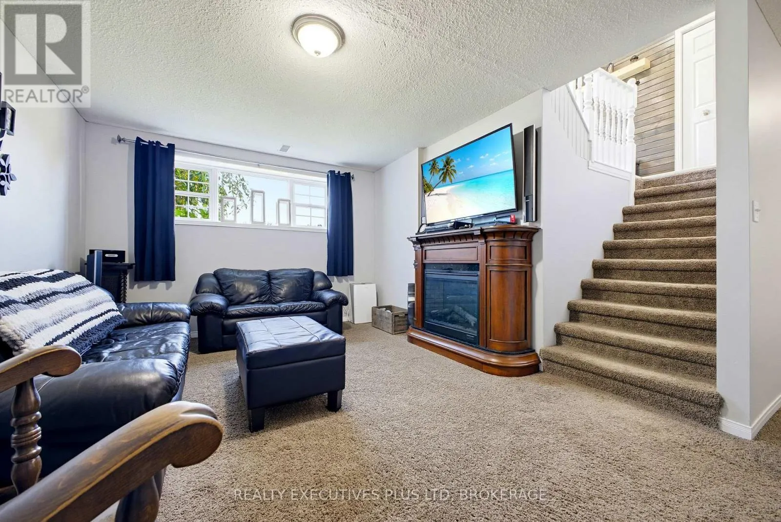 761 CRESCENT ROAD