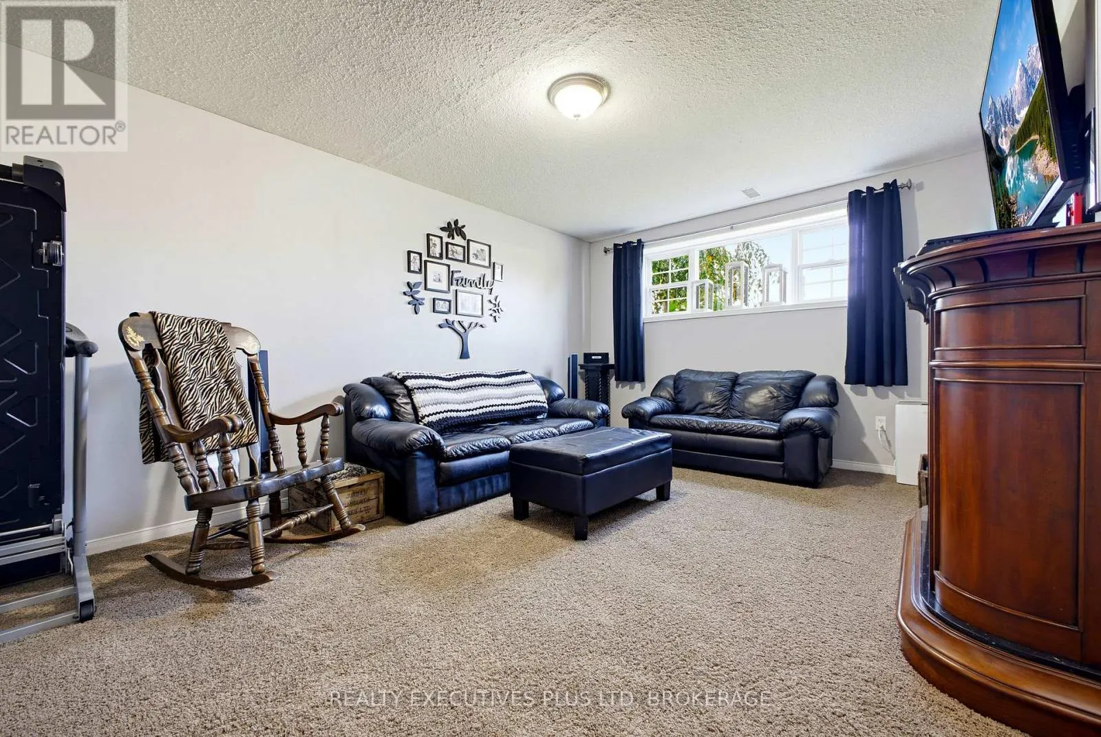 761 CRESCENT ROAD
