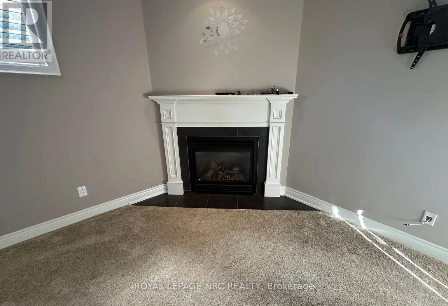 17 WILLCHER DRIVE