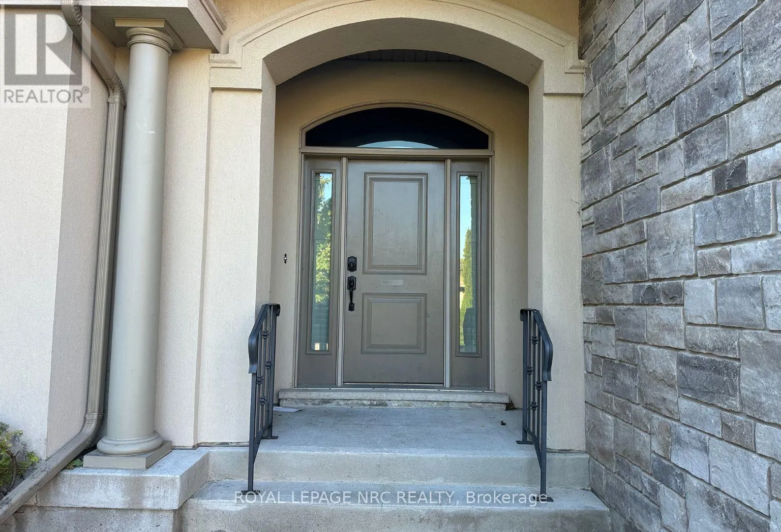 17 WILLCHER DRIVE