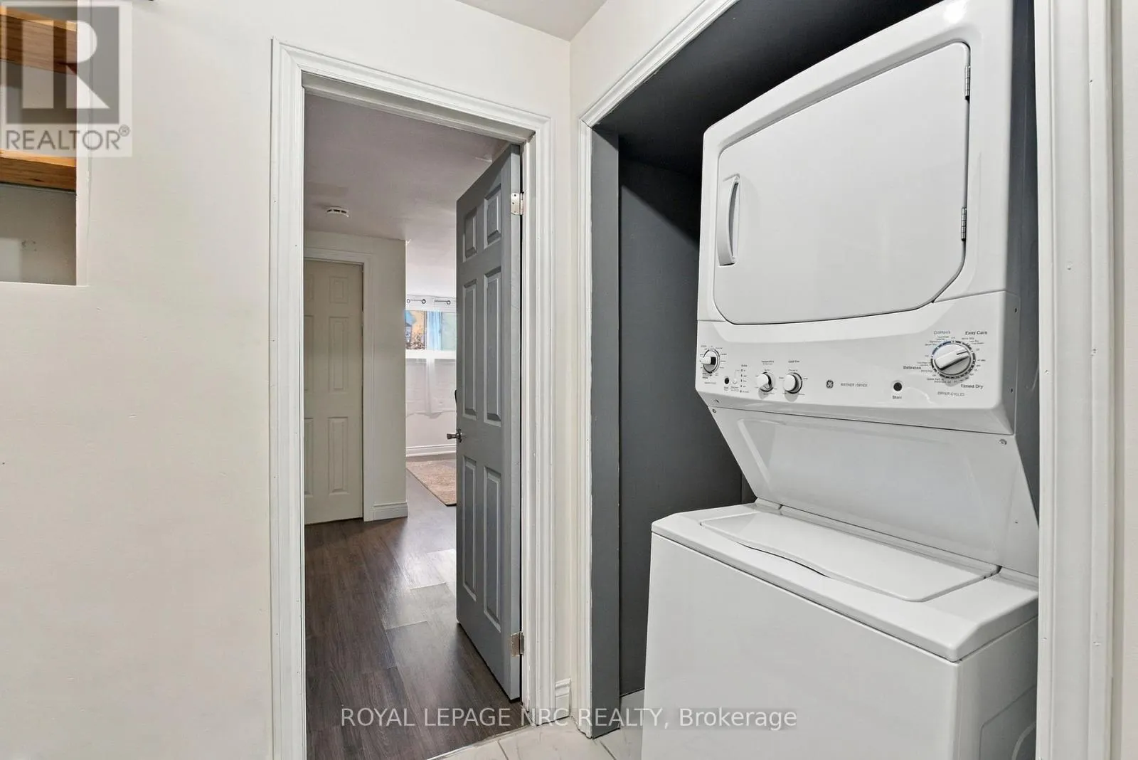 36 LAMPMAN CRESCENT