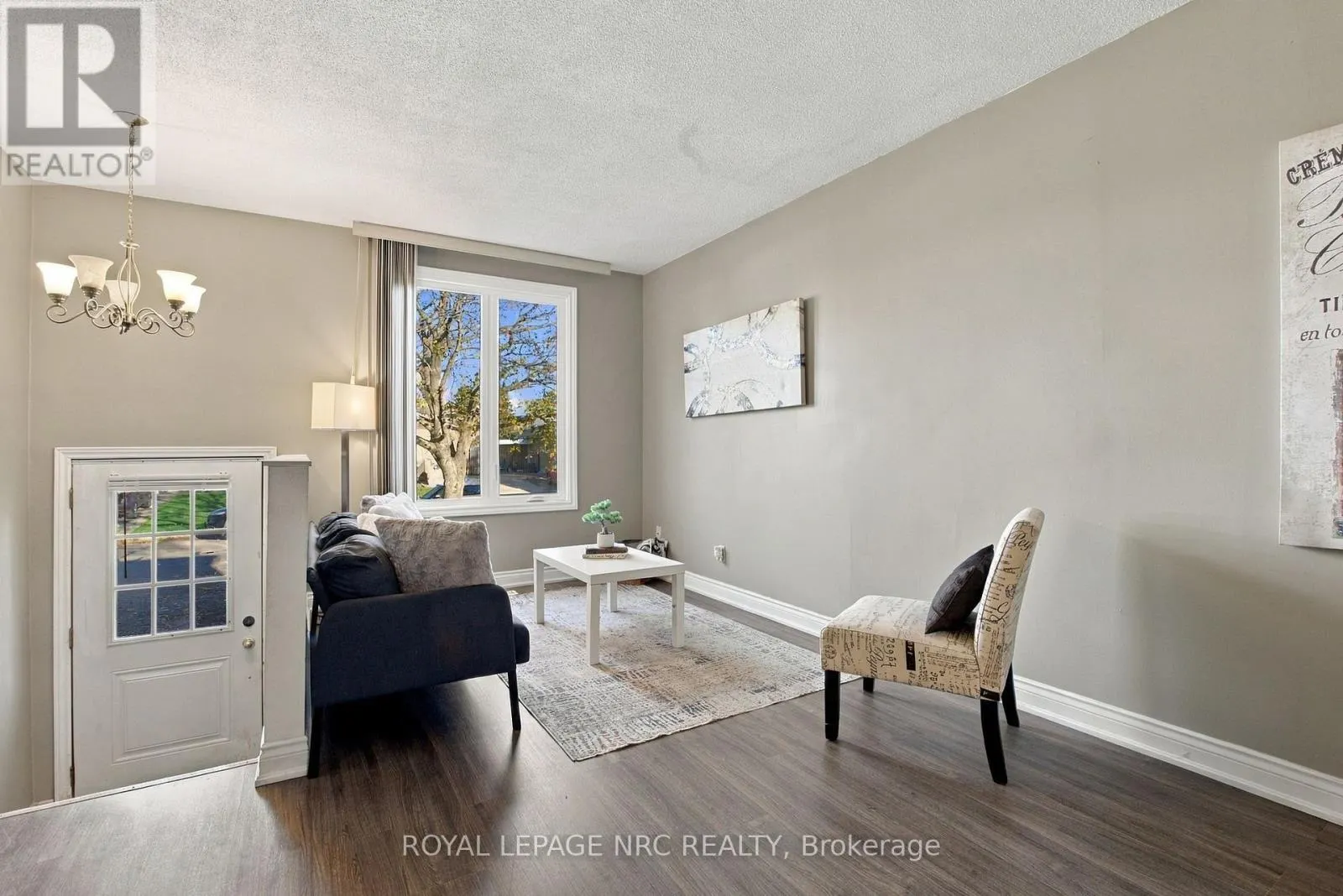 36 LAMPMAN CRESCENT