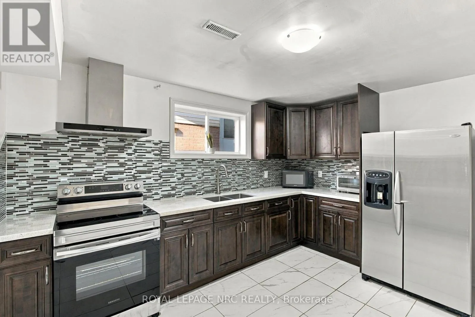 36 LAMPMAN CRESCENT