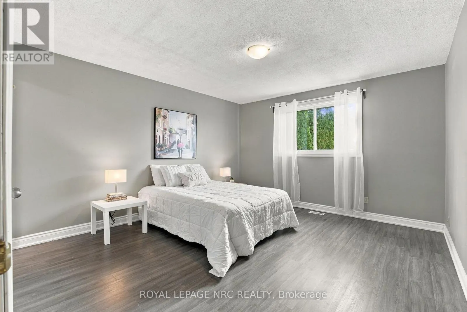 36 LAMPMAN CRESCENT