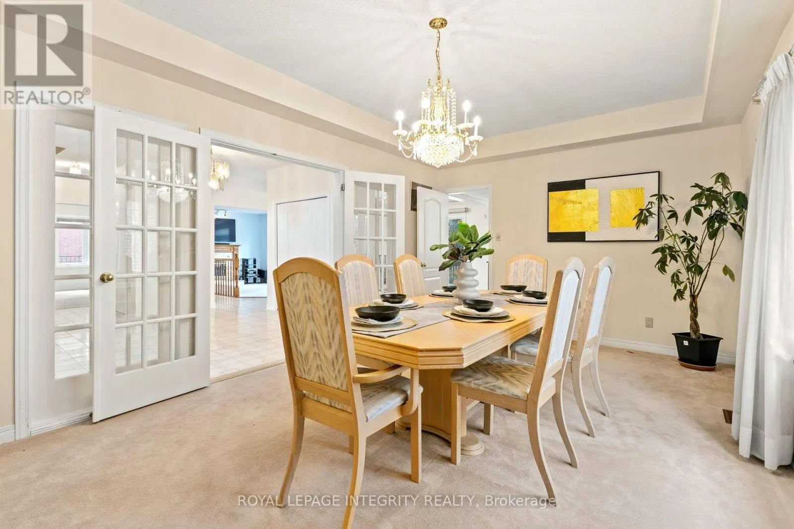 7 REUBENS COURT