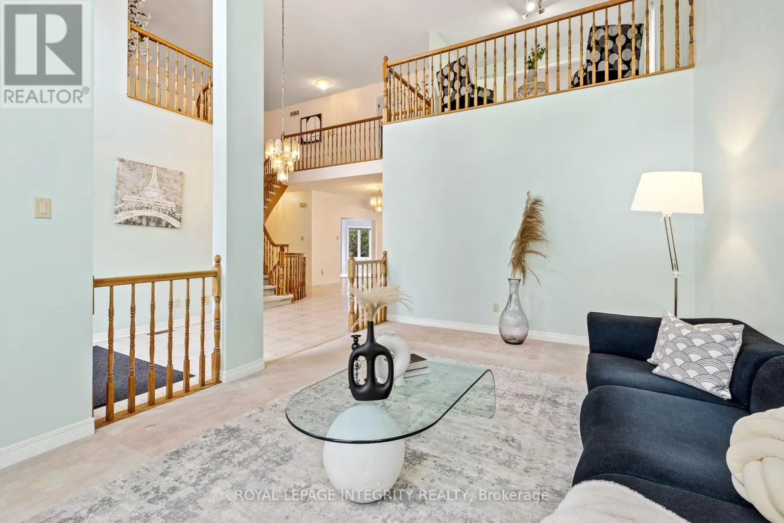 7 REUBENS COURT