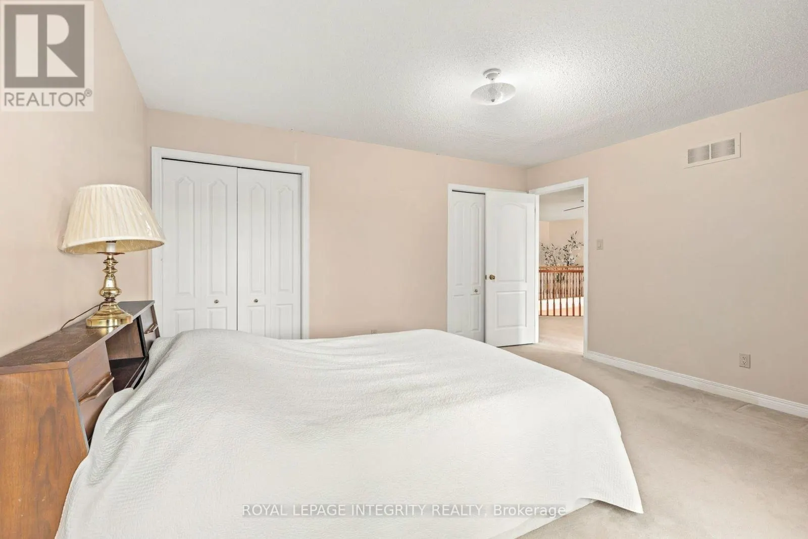 7 REUBENS COURT