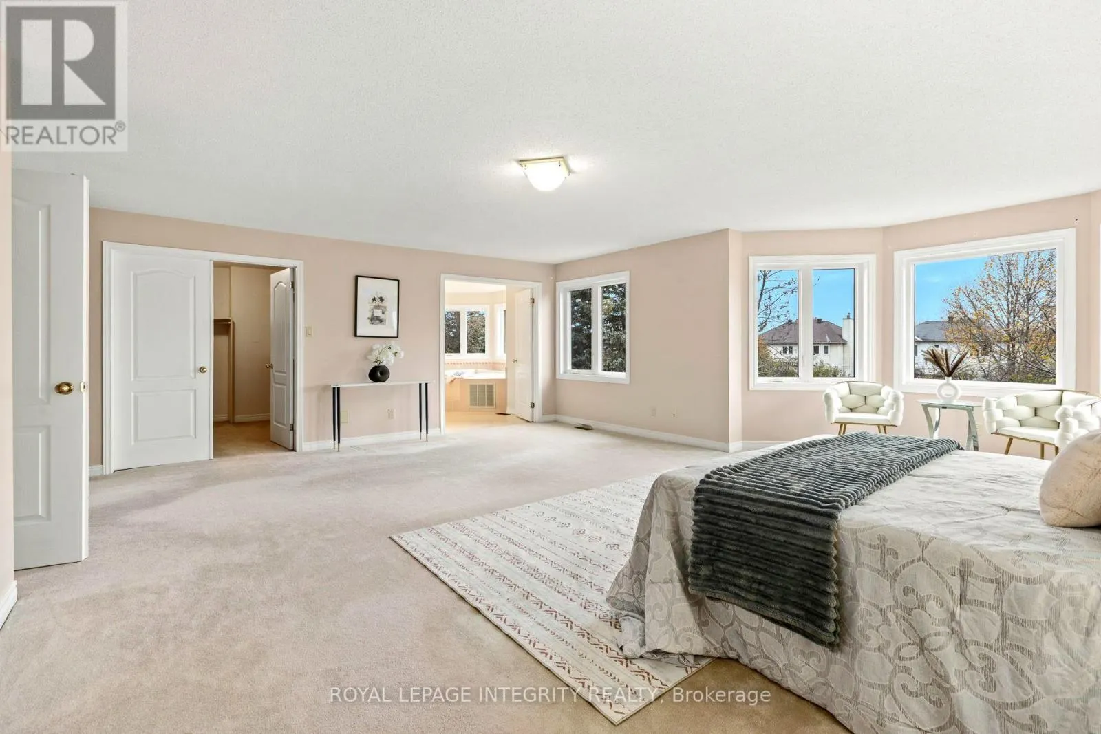 7 REUBENS COURT