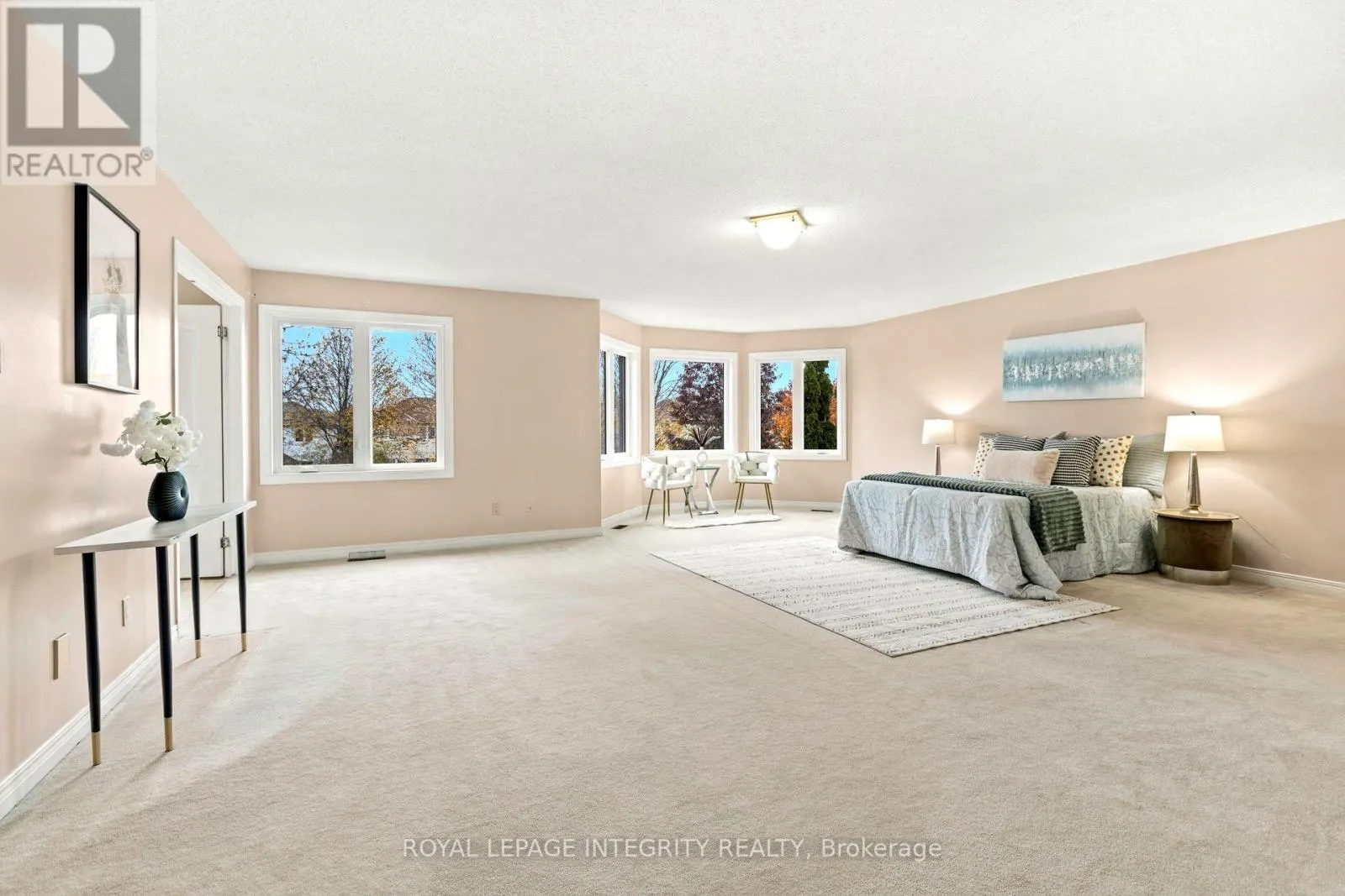 7 REUBENS COURT