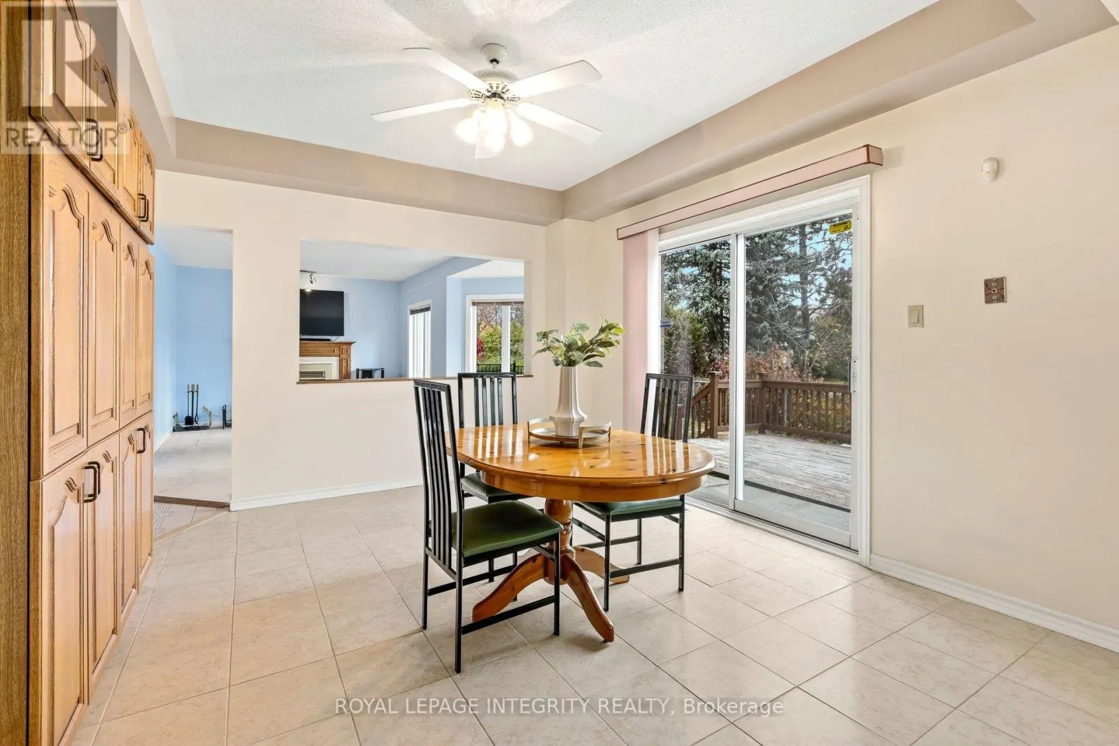 7 REUBENS COURT