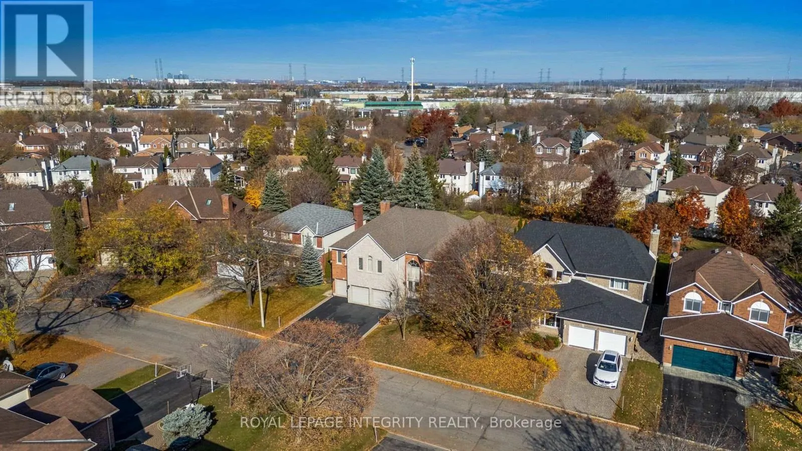 7 REUBENS COURT