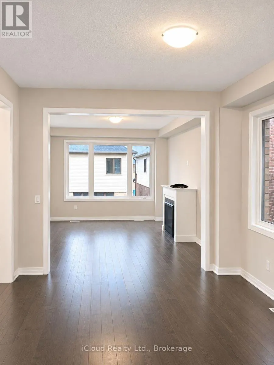457 ROBERT WOOLNER STREET