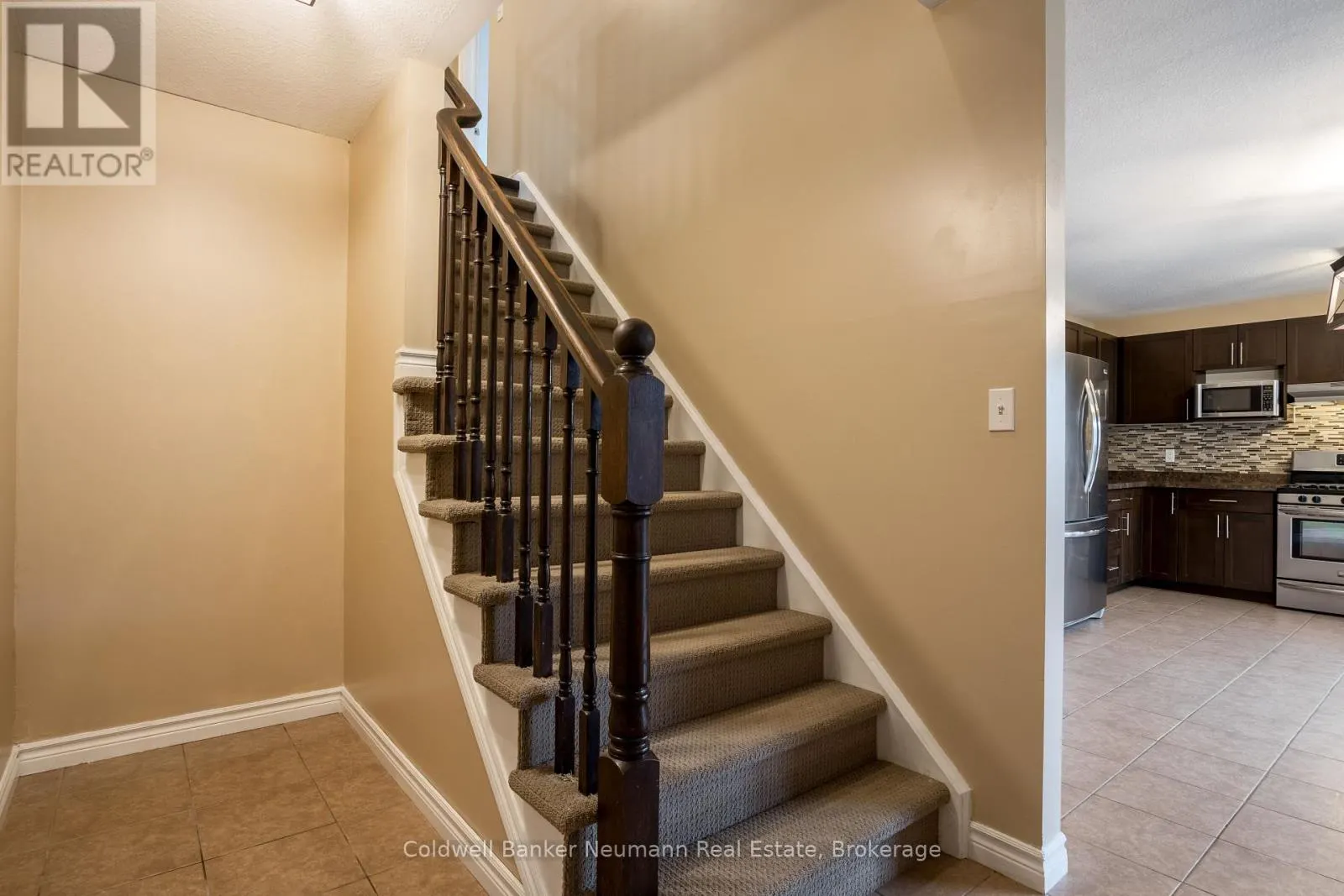 UPPER - 367 EASTVIEW ROAD #Upper