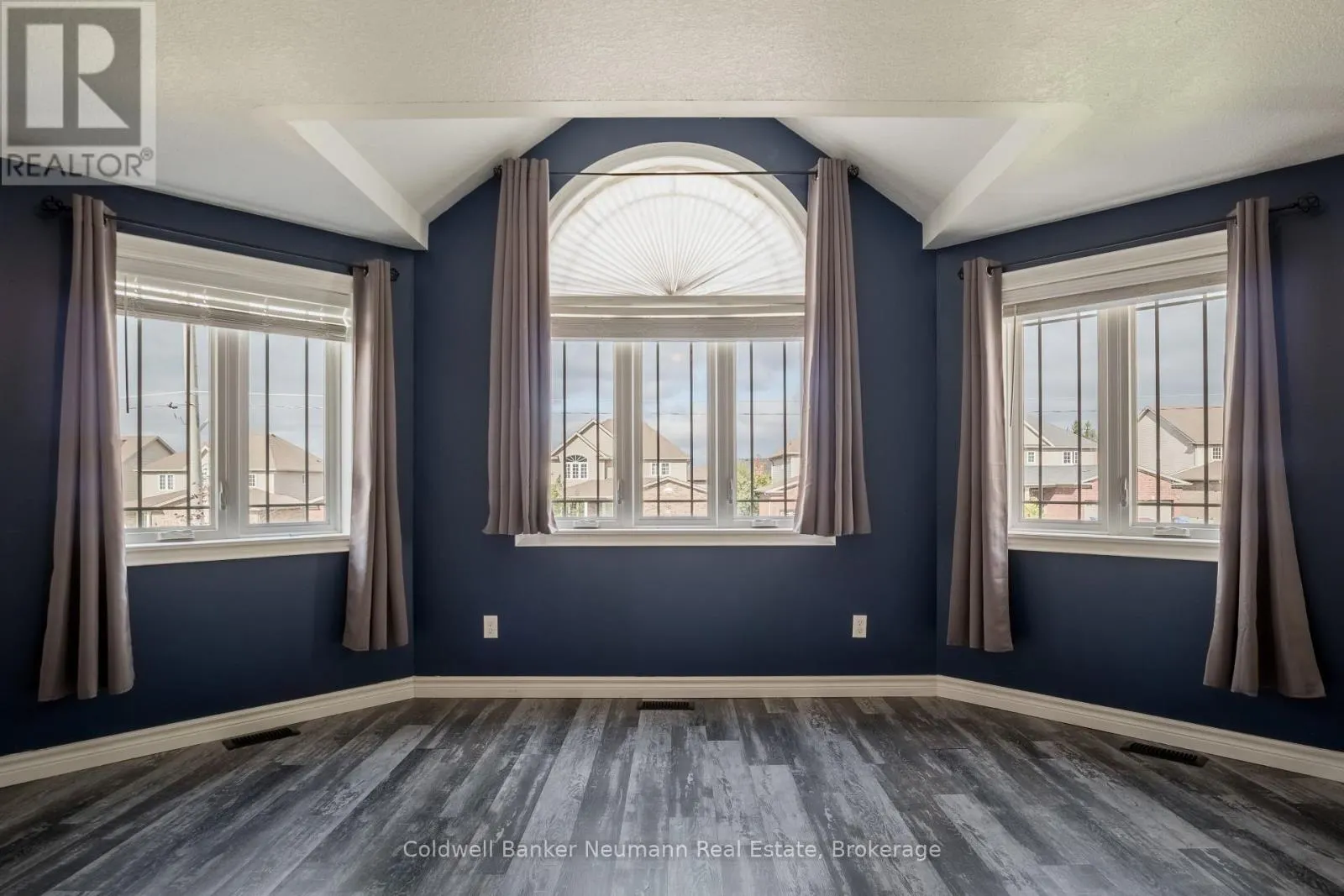 UPPER - 367 EASTVIEW ROAD #Upper