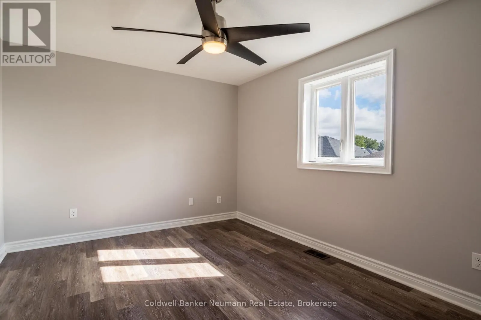 UPPER - 367 EASTVIEW ROAD #Upper