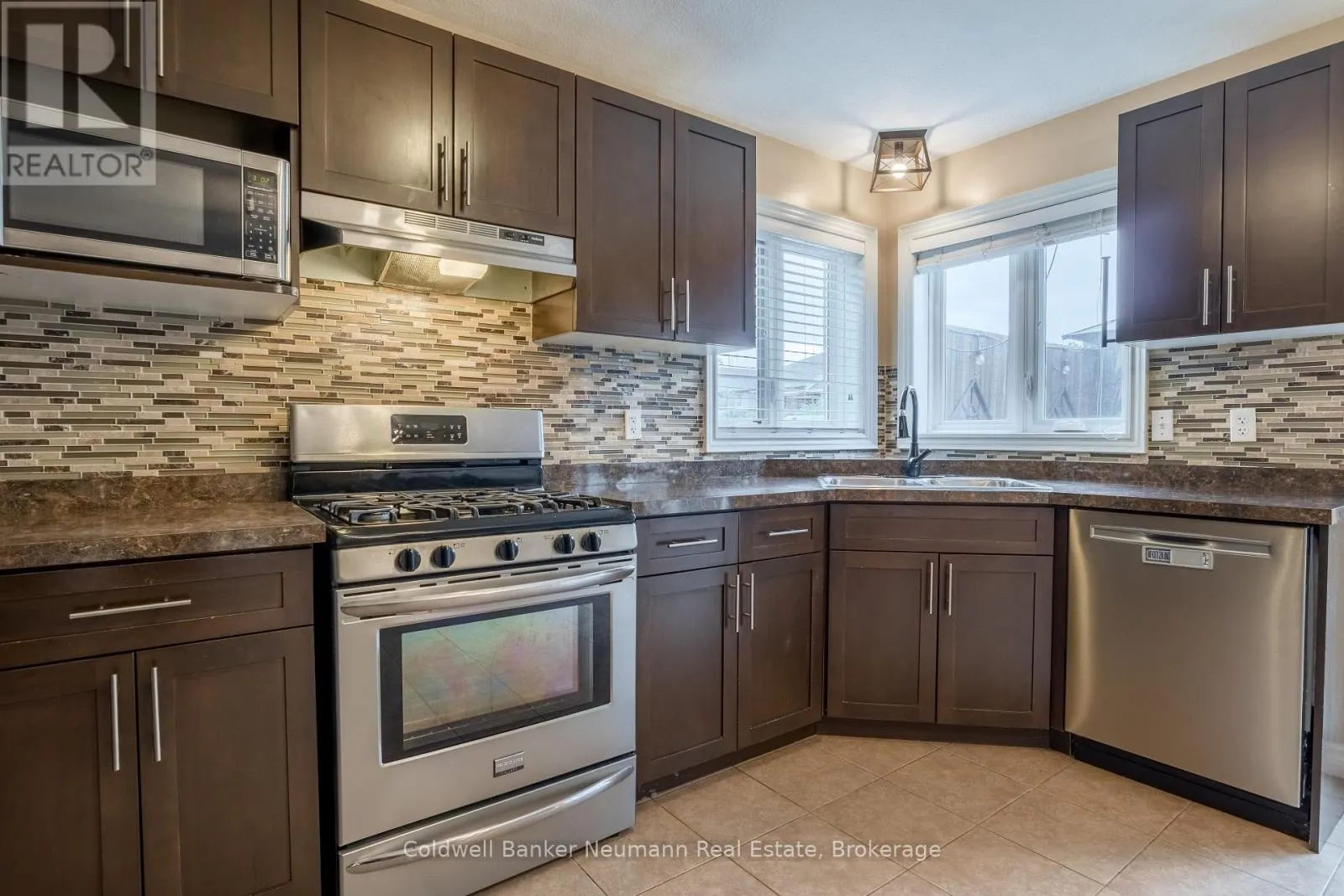 UPPER - 367 EASTVIEW ROAD #Upper