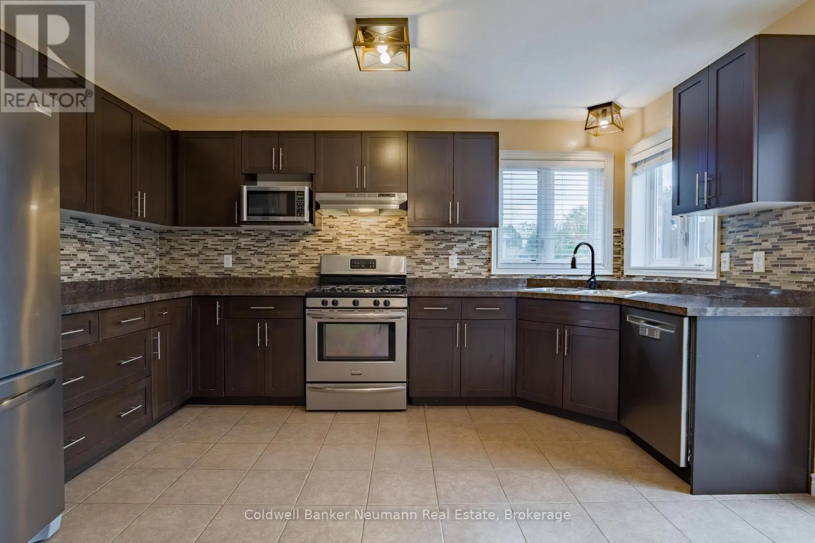 UPPER - 367 EASTVIEW ROAD #Upper