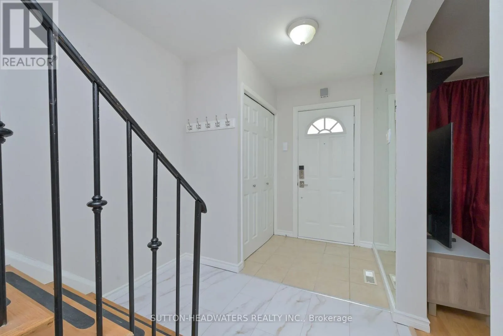 1265 DUNBAR ROAD