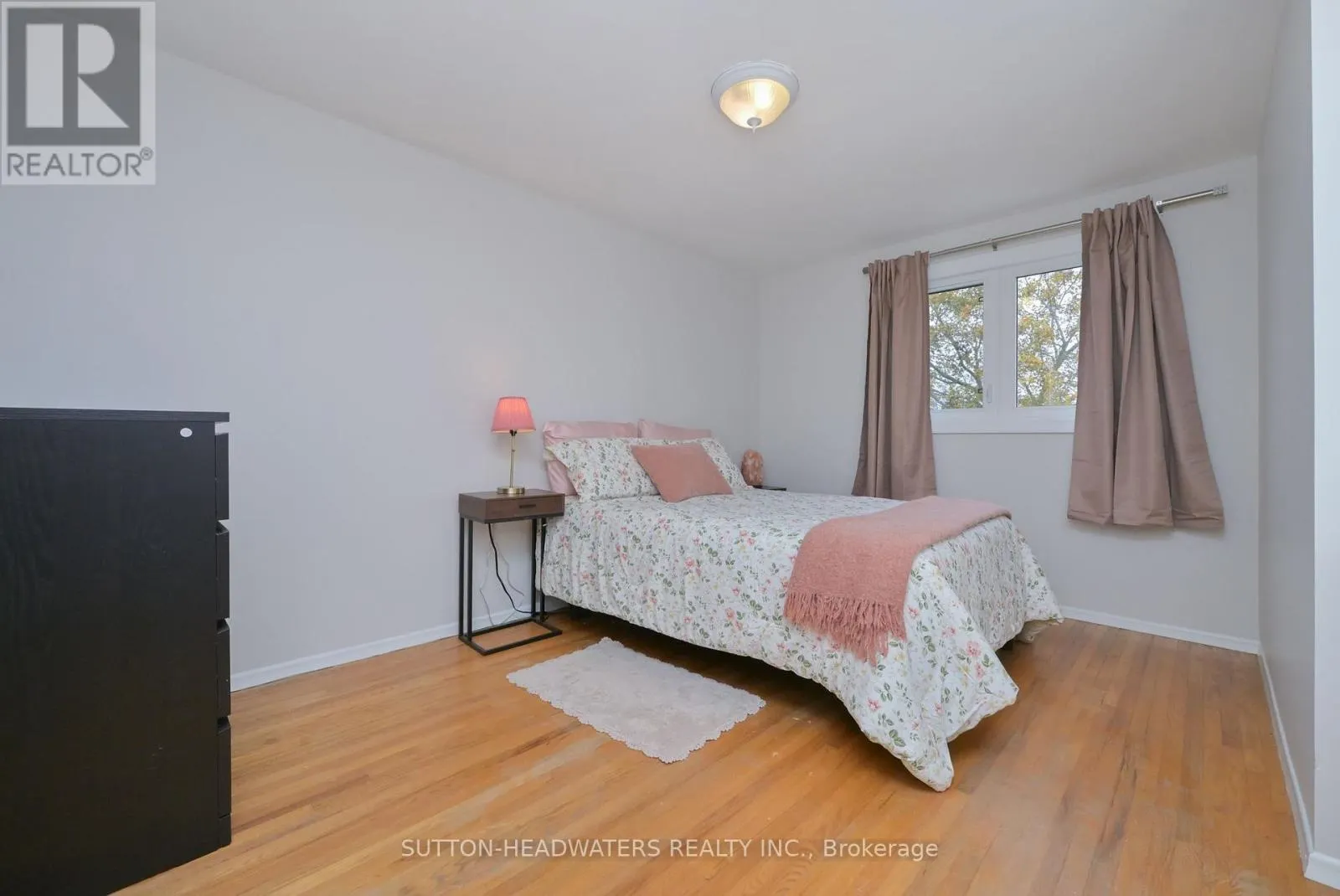 1265 DUNBAR ROAD