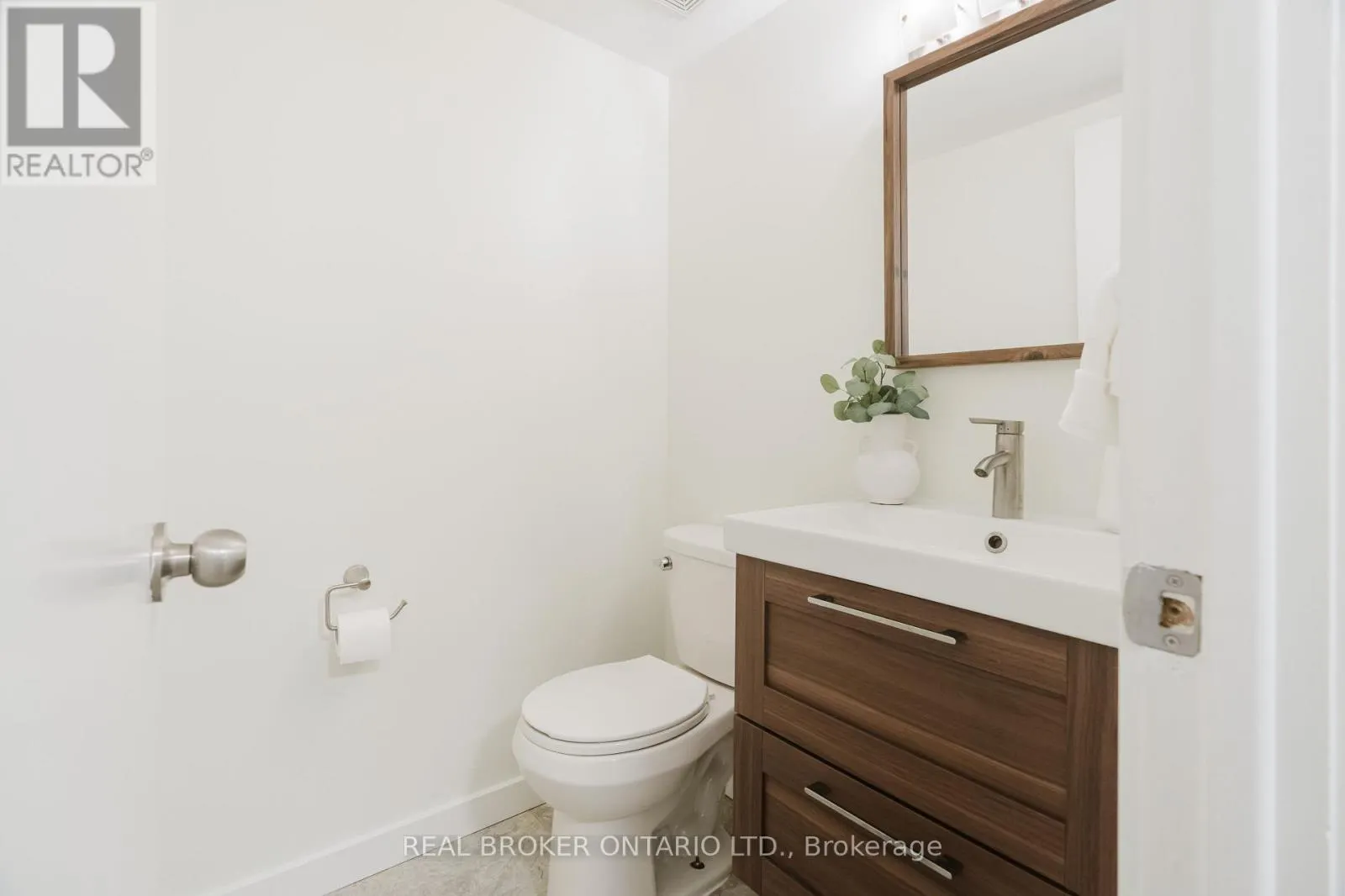 133 - 1444 LASSITER TERRACE