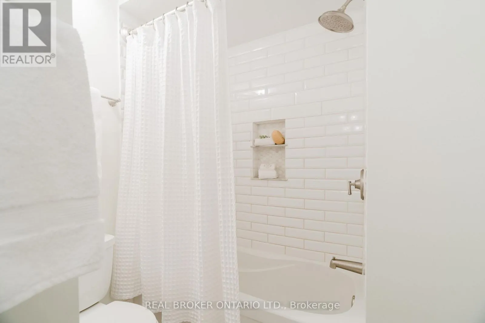 133 - 1444 LASSITER TERRACE
