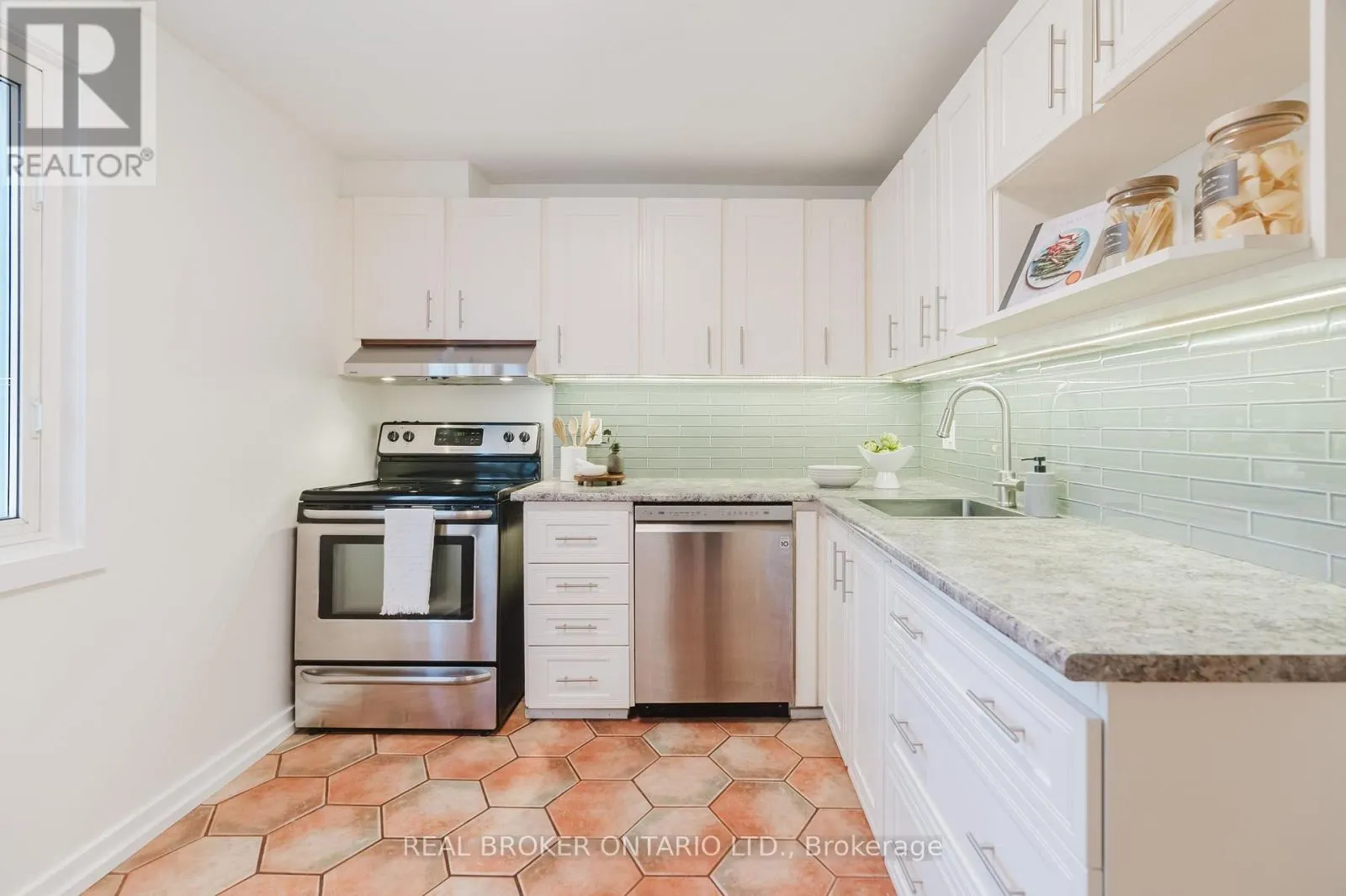 133 - 1444 LASSITER TERRACE