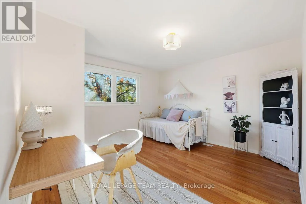 168 LEOPOLDS DRIVE