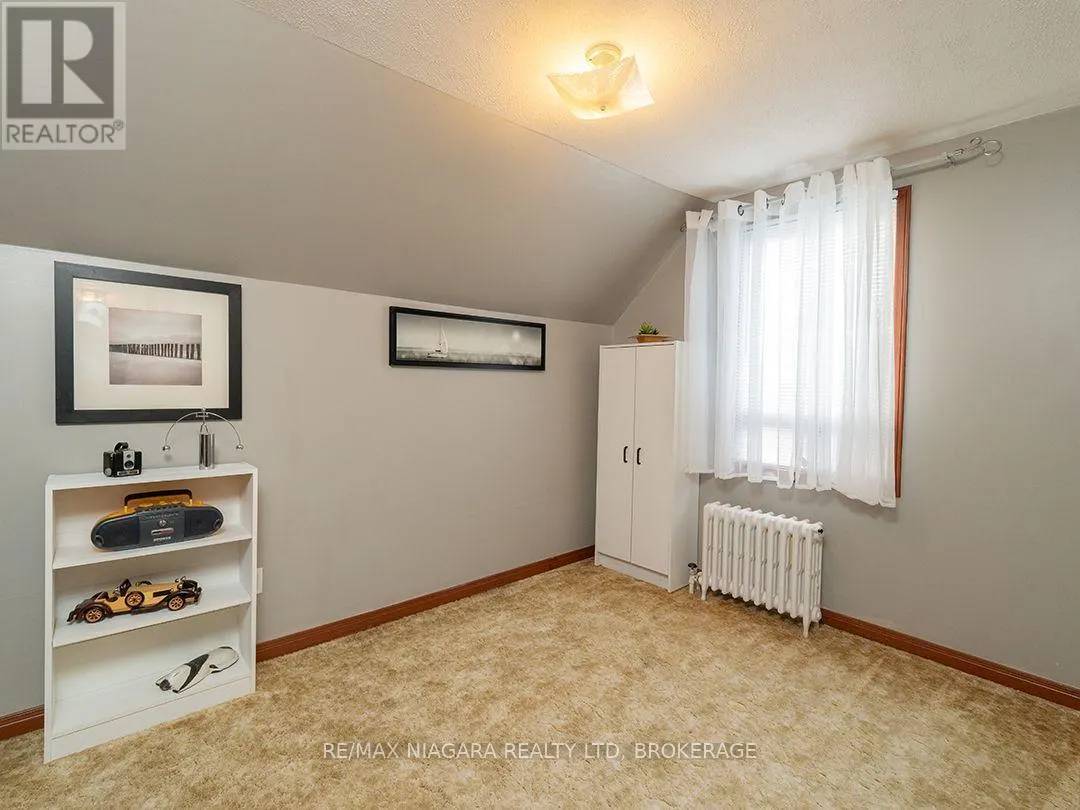 380 FARES STREET