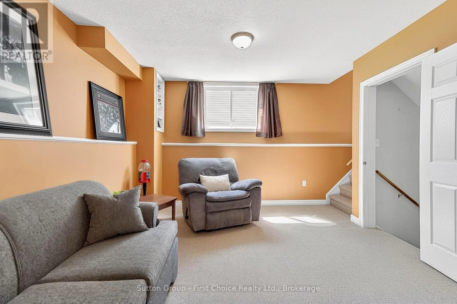 670 REID CRESCENT