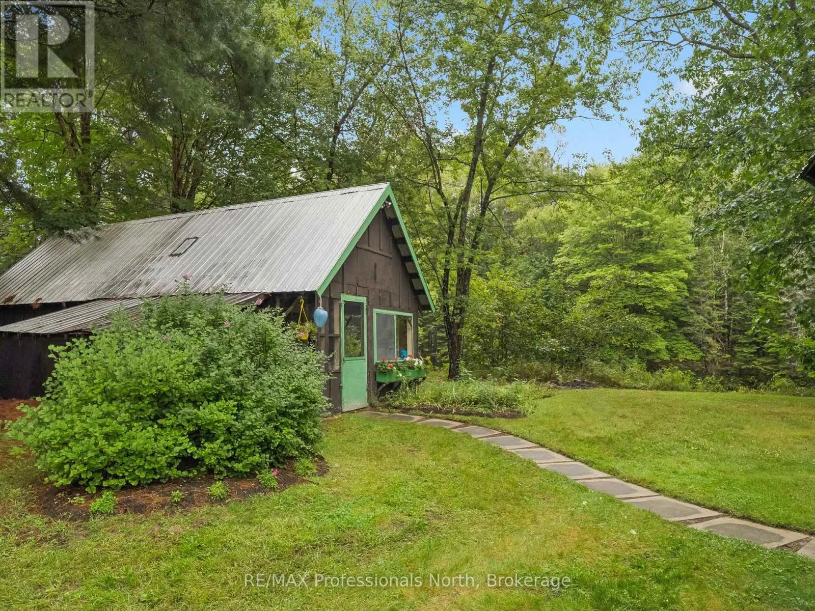19 GLEN ACRES ROAD