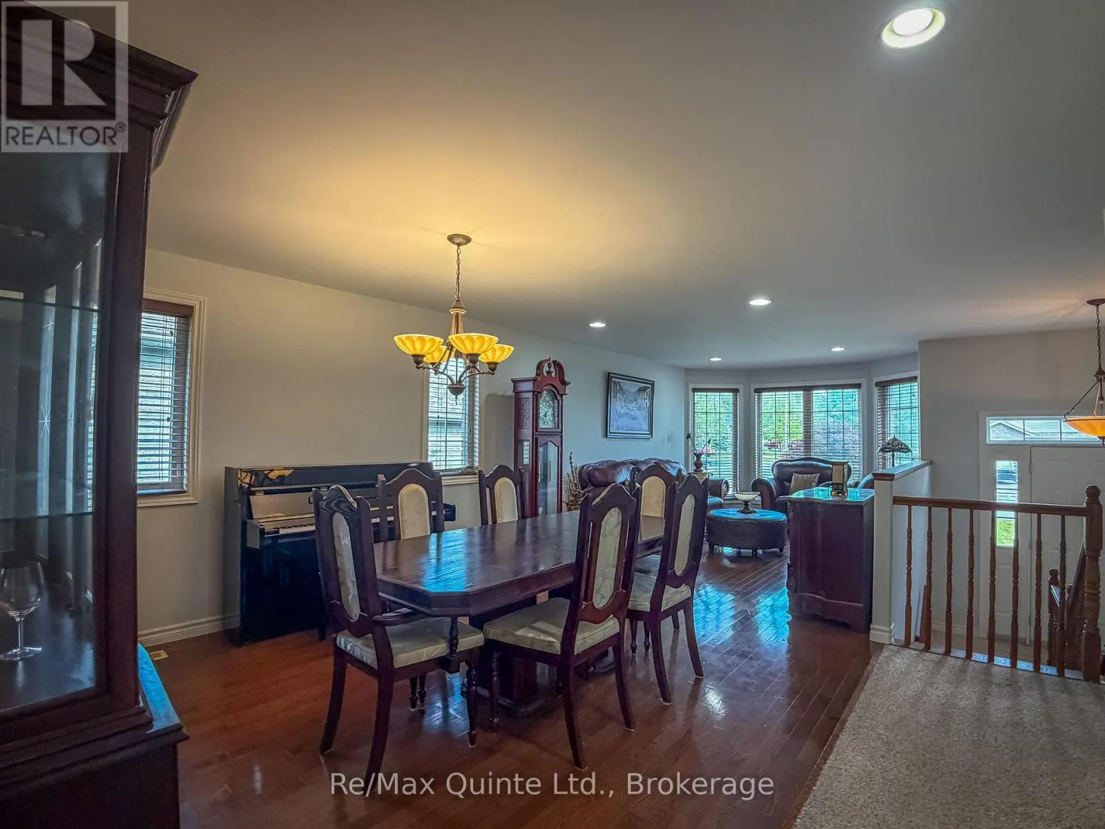 10 BOYCE COURT