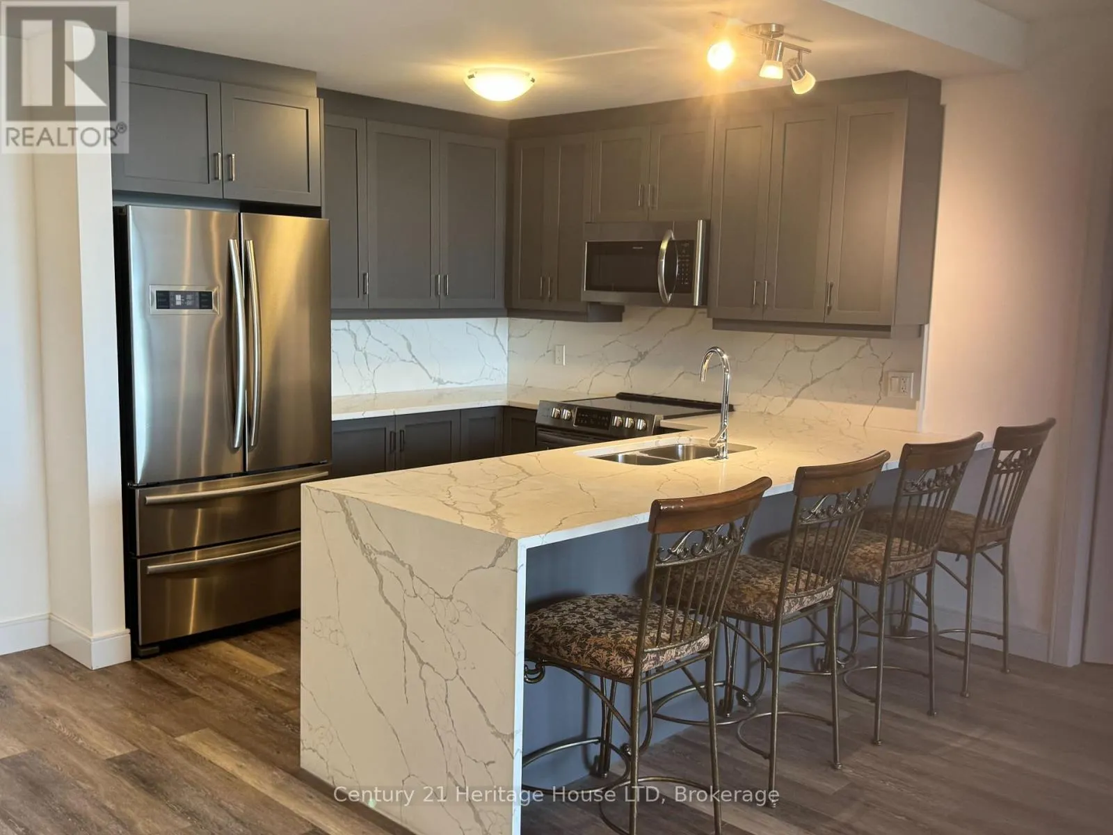 302 - 300G FOURTH AVENUE #302
