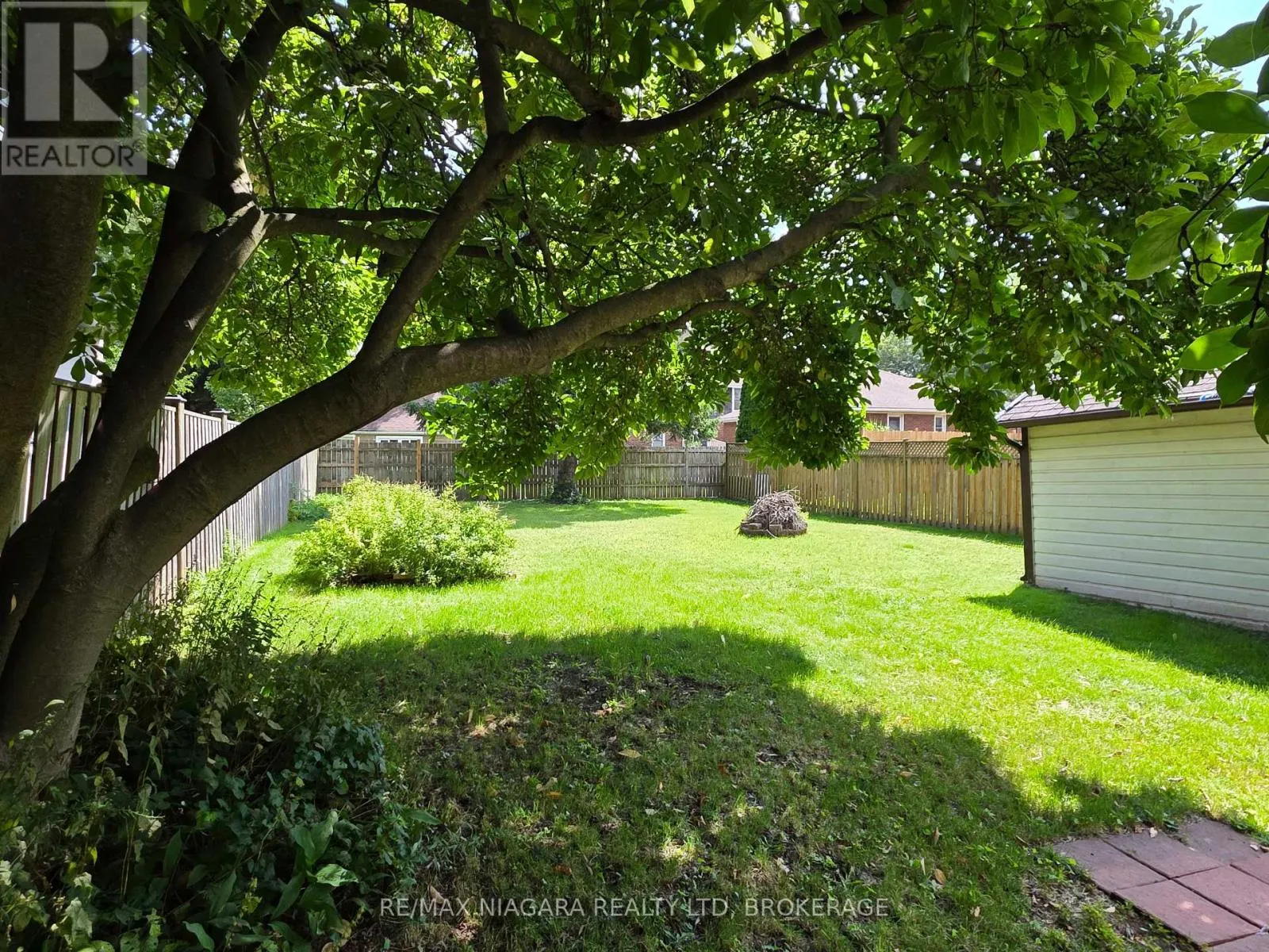 5944 DORCHESTER ROAD