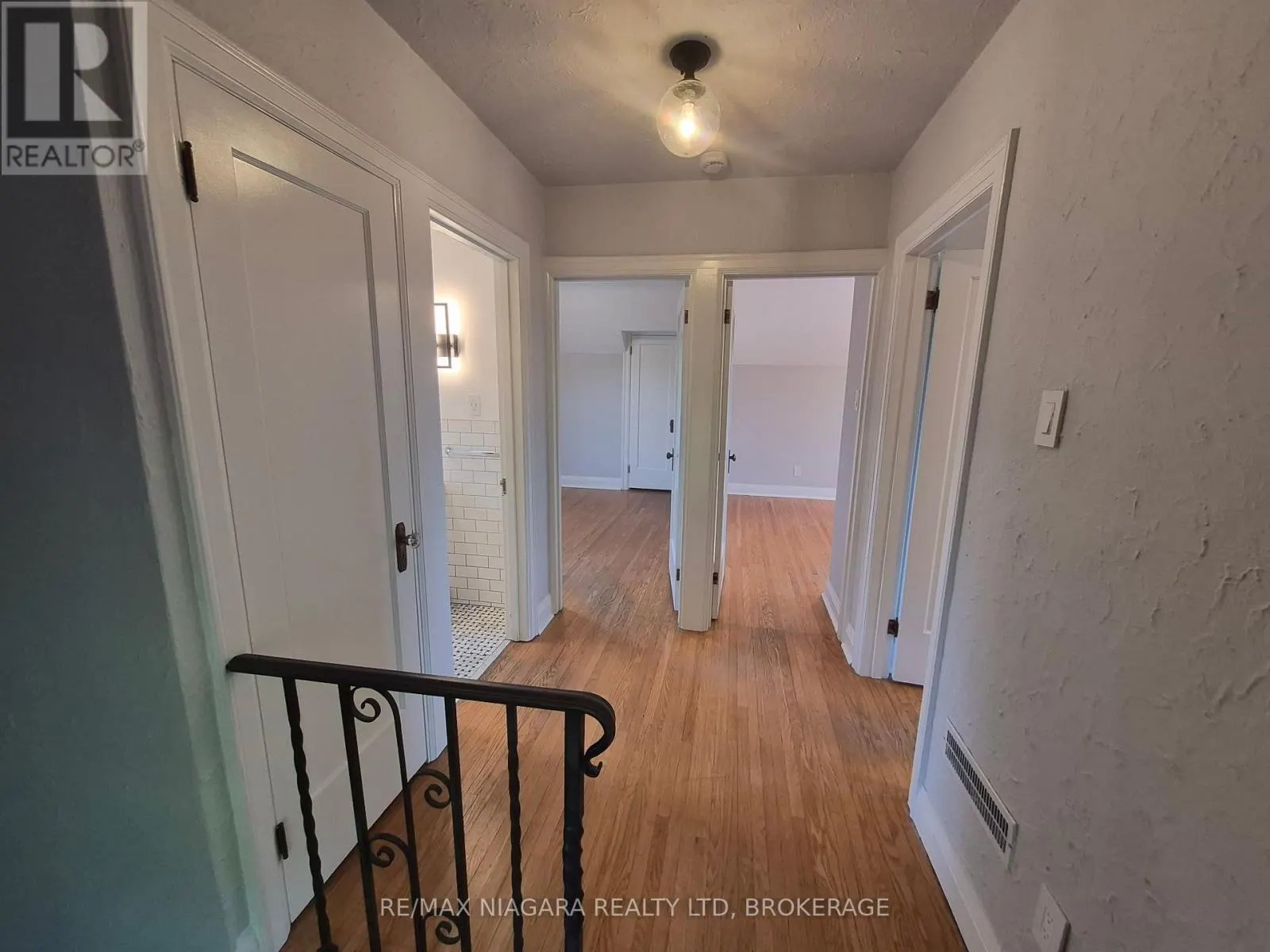 5944 DORCHESTER ROAD